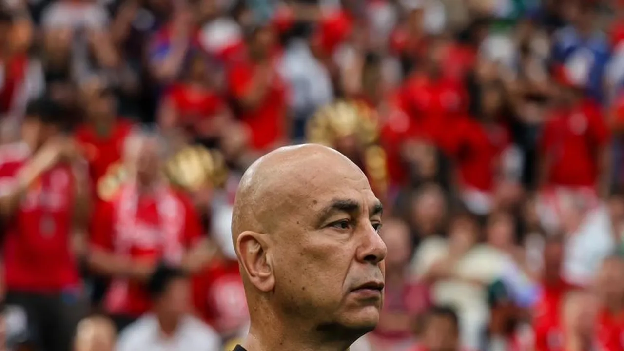 حسام حسن: الإصابة لن تمنع محمد صلاح من مباراة مصر وأستراليا